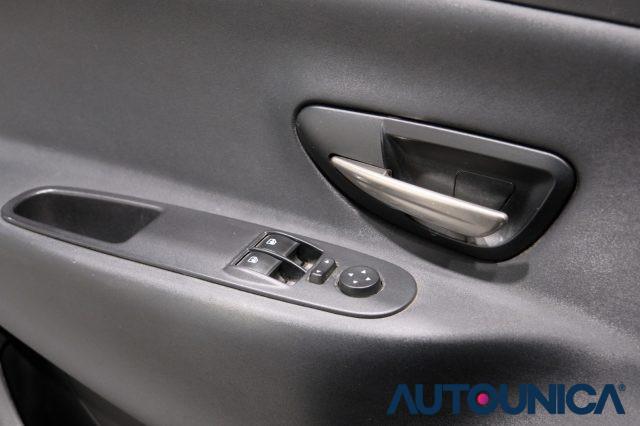 LANCIA Ypsilon 1.2 69 CV 5 PORTE GOLD NEOPATENTATI