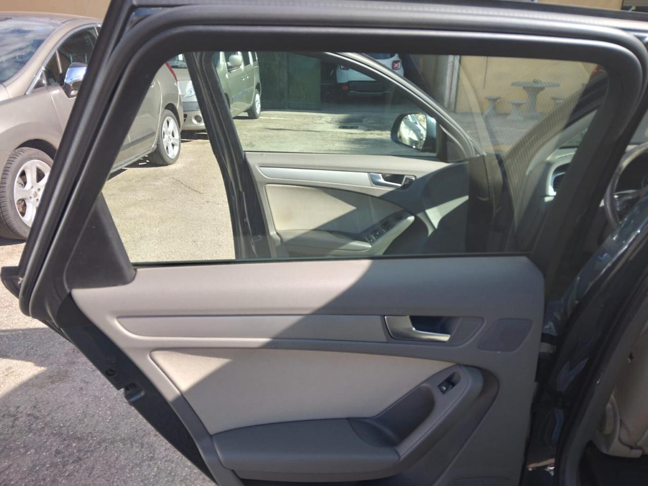 Audi A4 Avant 2.0 TDI Advanced 2009