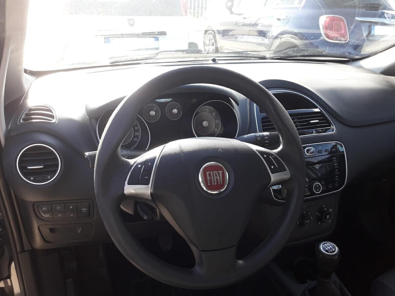Fiat Punto 1.3 MJT II 75 CV 5 porte Street
