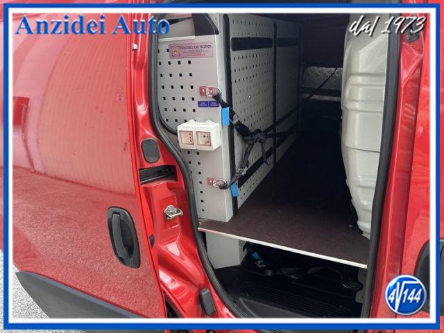 FIAT Fiorino 1.3 MJT 95CV Adventure Officina Mobile