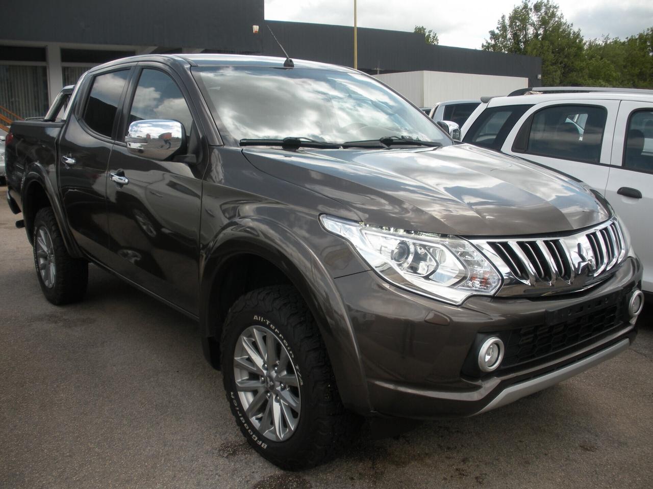 Mitsubishi L200 2.4 DI-D/181CV Double Cab Intense Hp Mivec SDA
