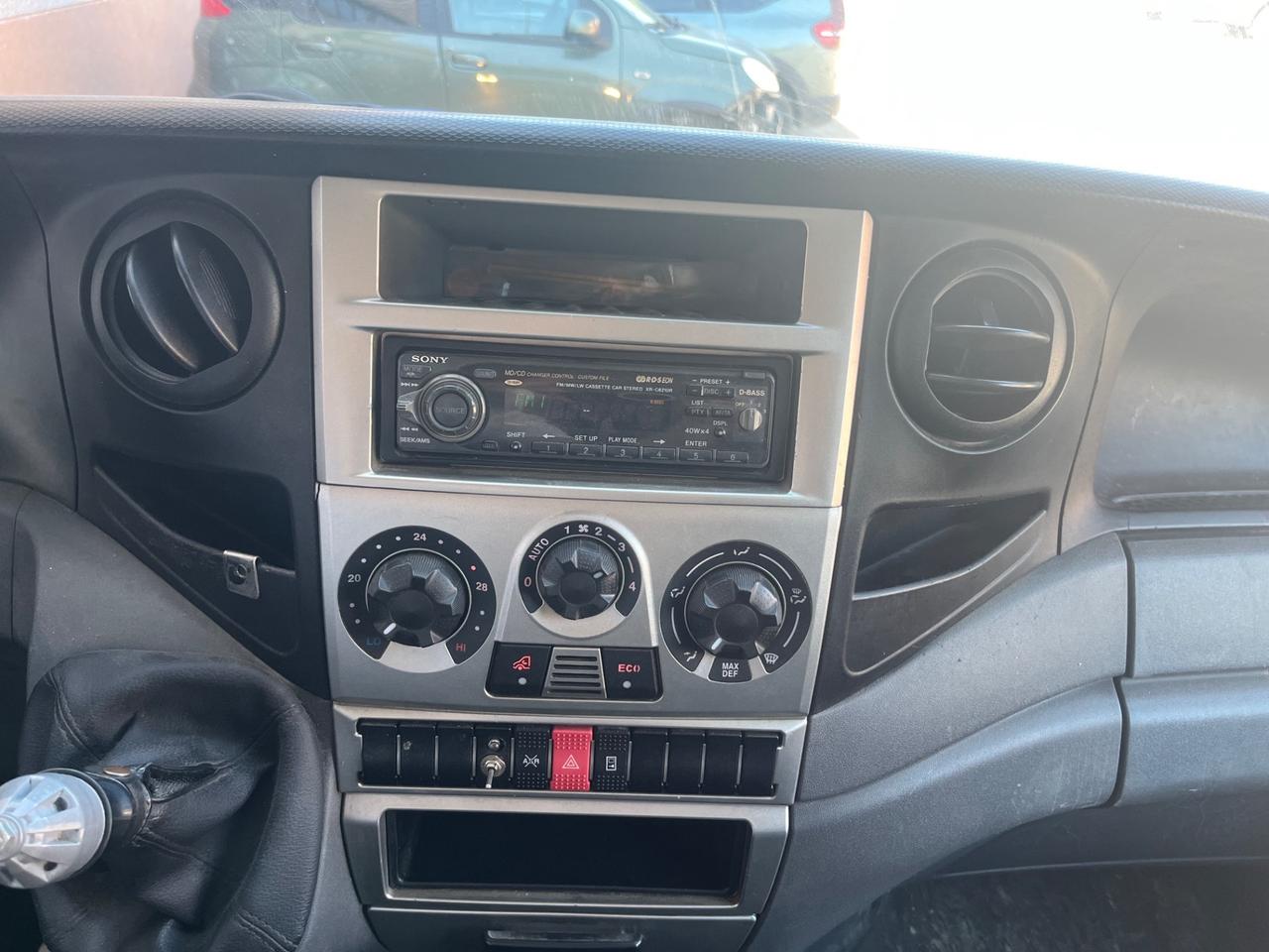 IVECO DAILY 2011 2.3 DIESEL FURGONATO 244.00 KM