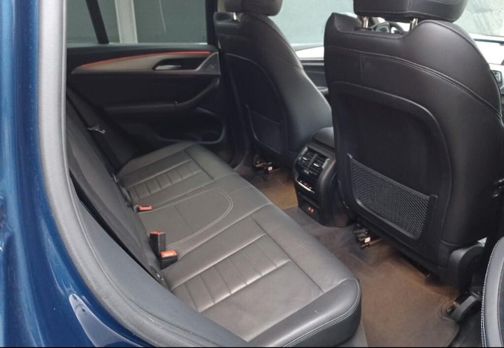 Bmw X3 18D 150CV STEPTRONIC 48V S-DRIVE LUXURY ( FARI LED - AMBIENT LIGHT TETTO PANORAMICO APR. )