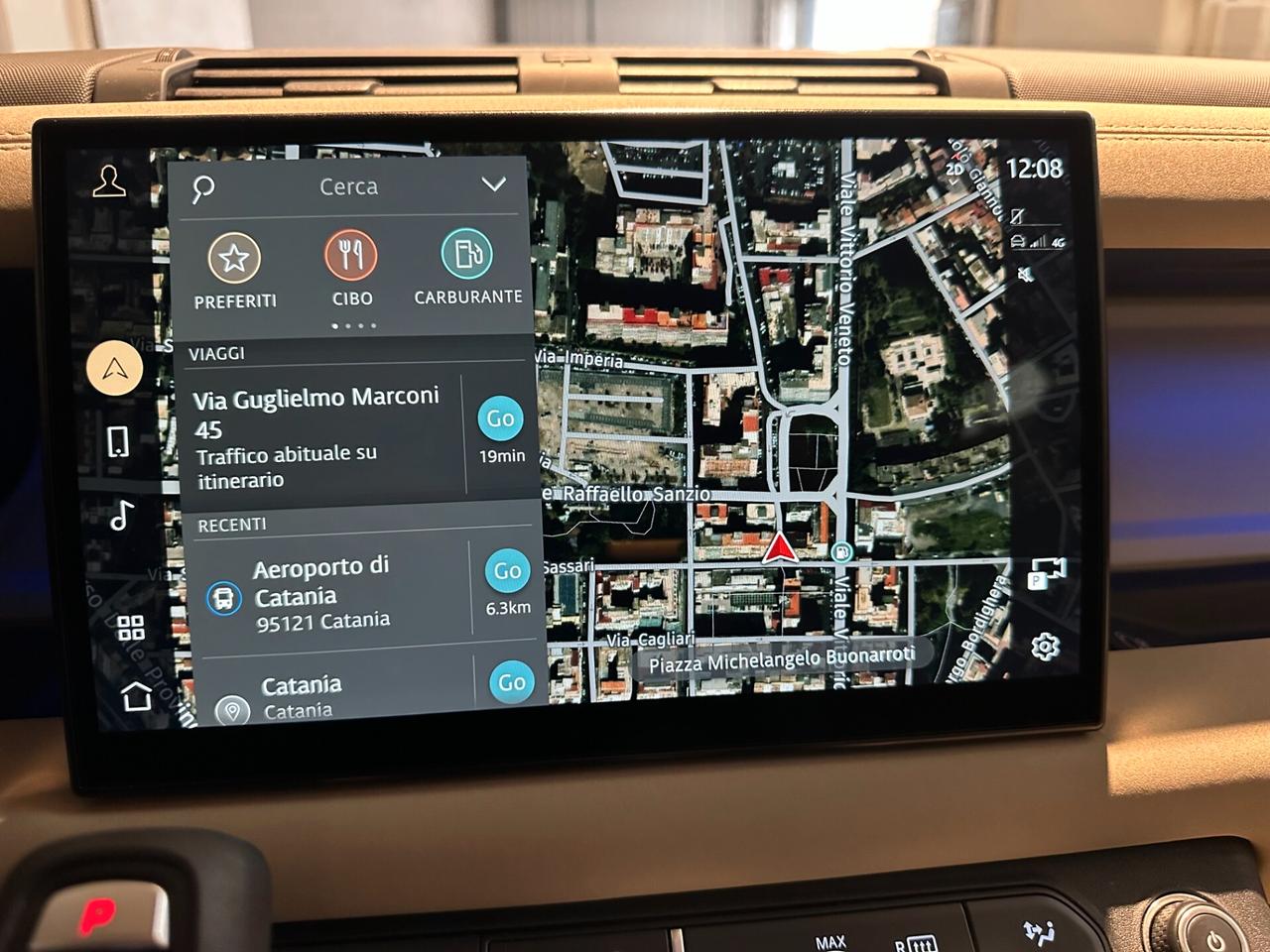 Land Rover Defender 110 3.0D I6 200 CV AWD Auto SE