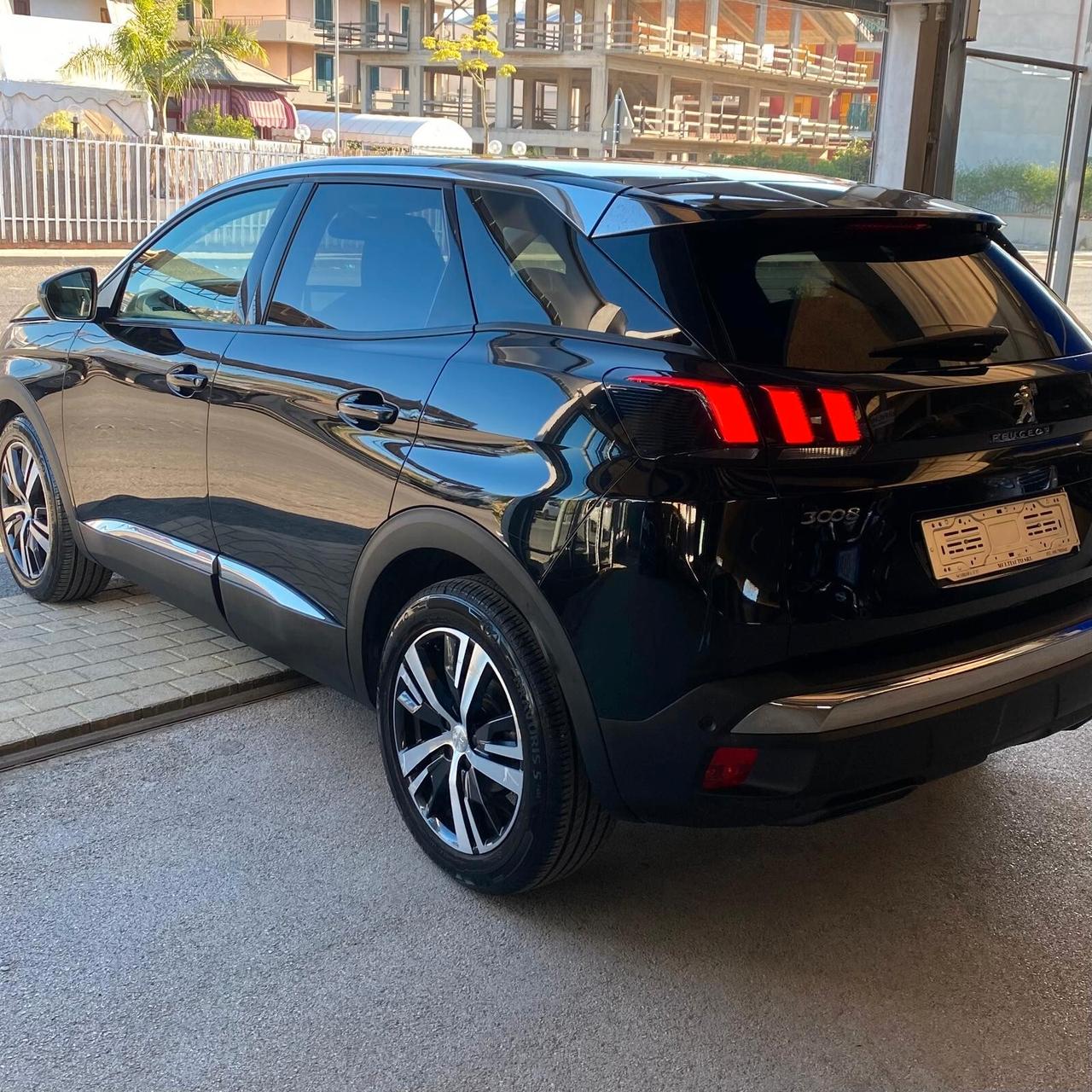 Peugeot 3008 BlueHDi 120 S&S Allure