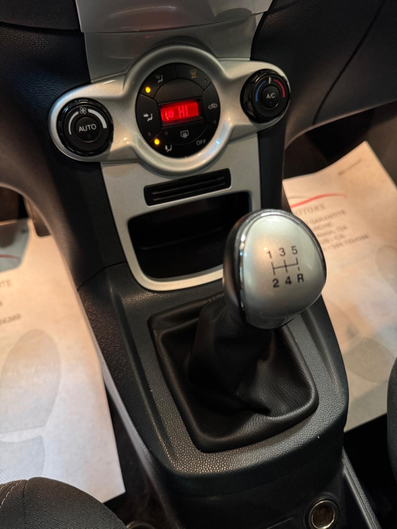 Ford Fiesta 1.2 82 CV 5 porte Titanium