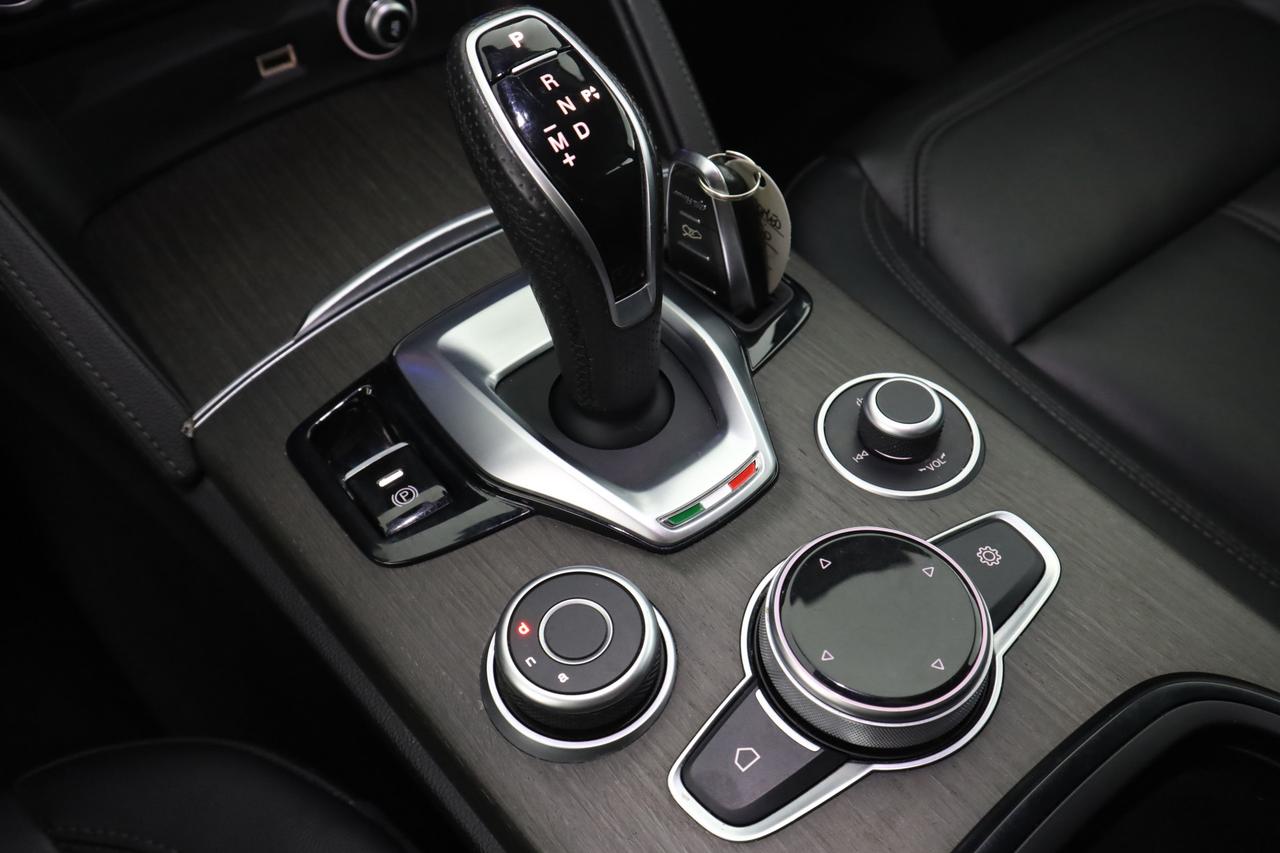 ALFA ROMEO Stelvio 2.2 Turbodiesel 210 CV AT8 Q4 Ti