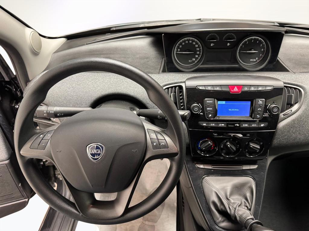 LANCIA Ypsilon III 2021 - Ypsilon 1.0 firefly hybrid Silver s&s 70c