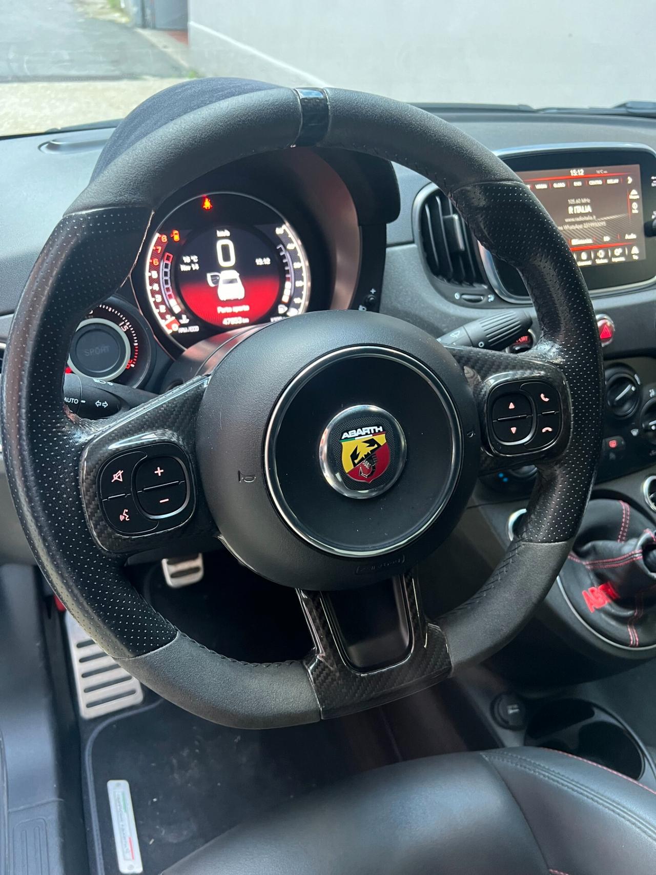 Abarth 595 1.4 Turbo T-Jet 180 CV Esseesse