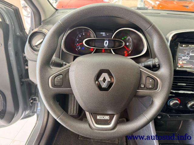 RENAULT Clio dCi 8V 75 CV 5 porte Moschino Intens