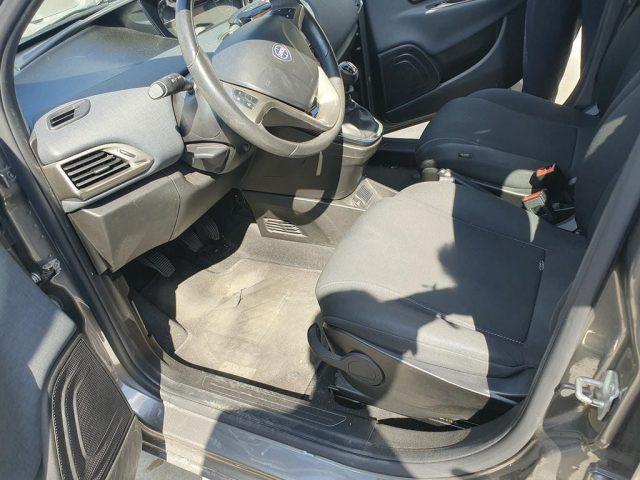 LANCIA Ypsilon 1.2 69 CV 5 porte GPL Ecochic Gold