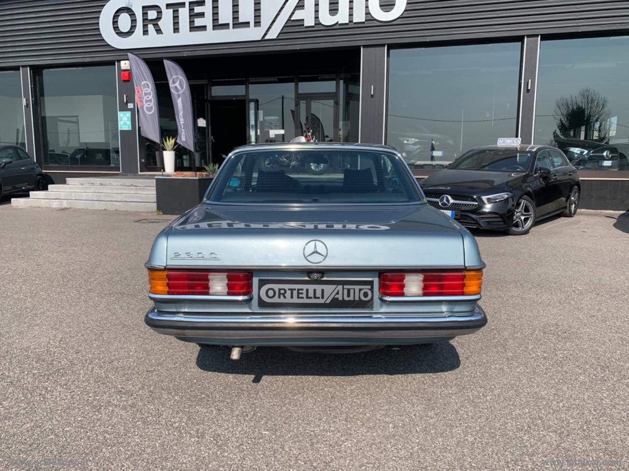 MERCEDES-BENZ 230 C AUTOMATICA DA COLLEZIONE