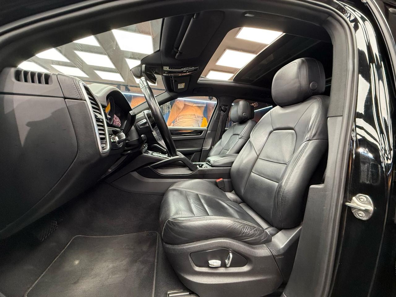 Porsche Cayenne 3.0 V6