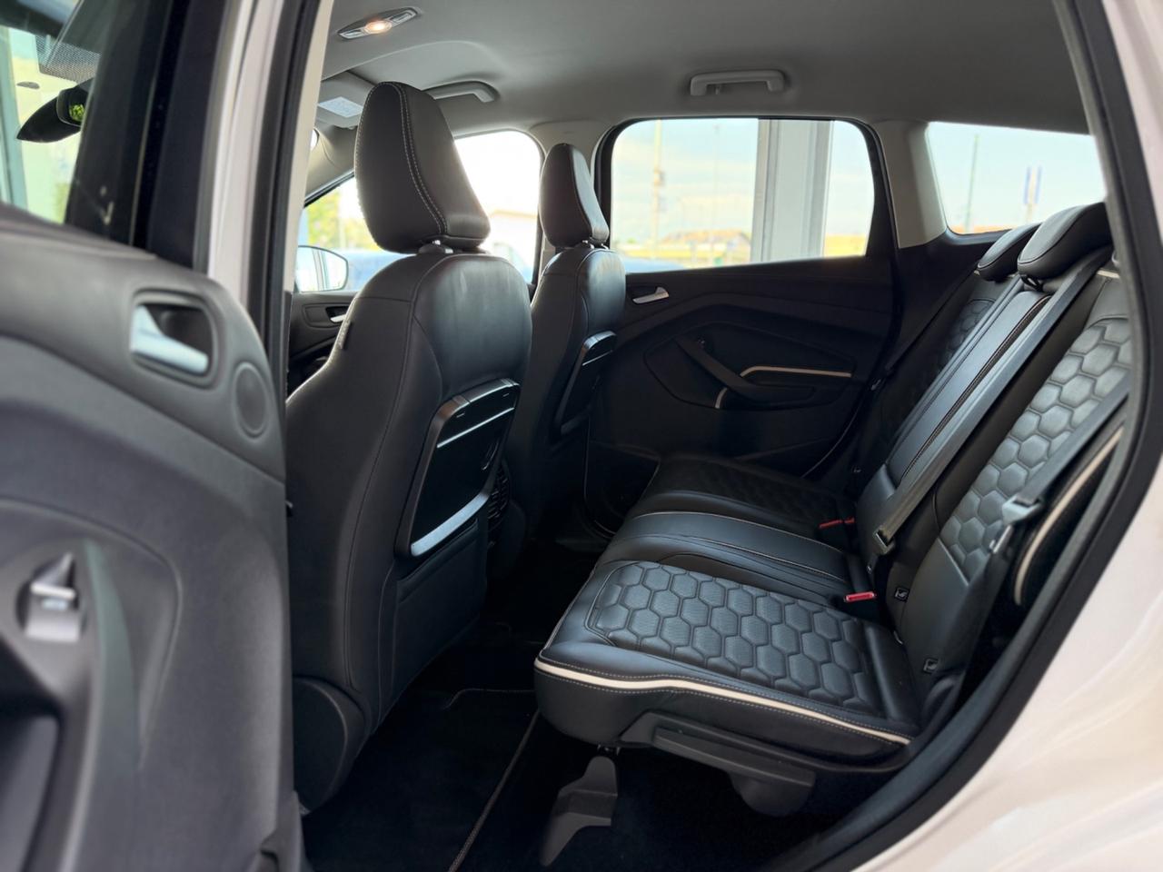 Ford Kuga 2.0 TDCI 150 CV S&S 4WD Powershift Vignale