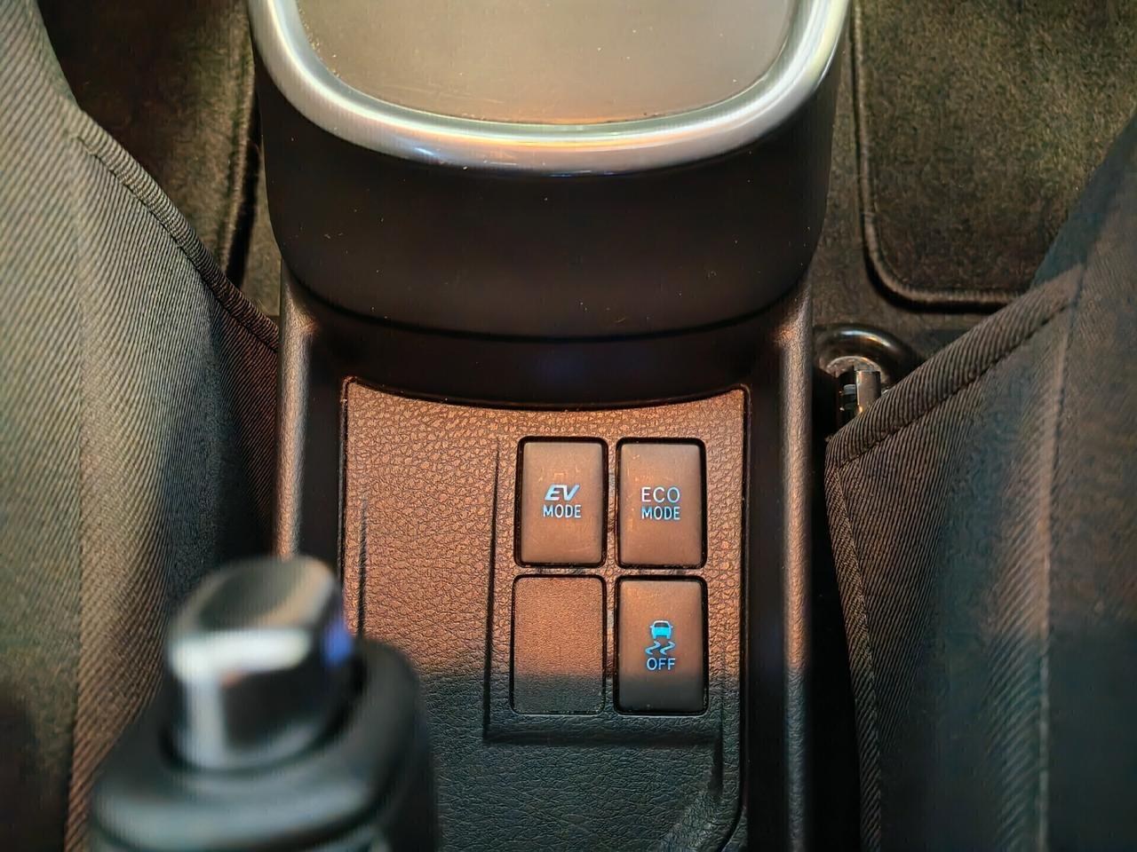 Toyota Yaris 5p 1.5 hybrid AUTOCARRO N1 4posti più IVA uniprop