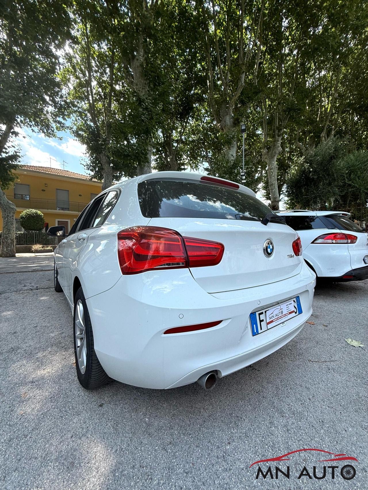 Bmw 116 116d 5p. Urban