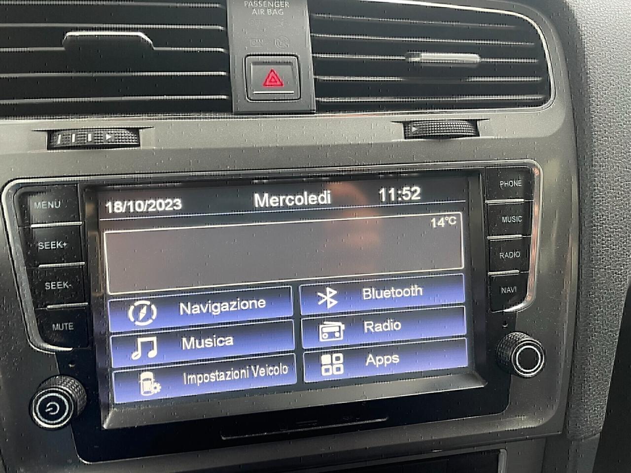 Volkswagen Golf Variant 1.6 TDI 105 CV Highline BlueMotion LIBRETTO TAGLIANDI VW