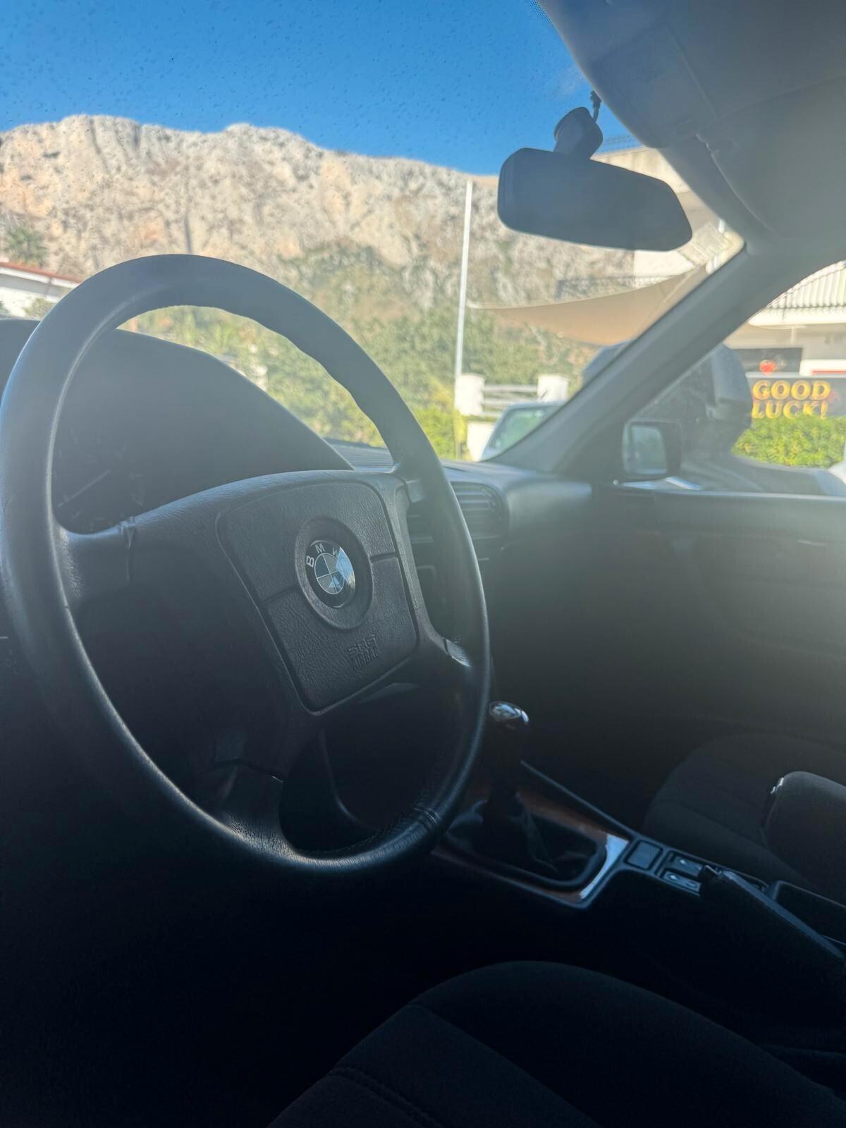 Bmw 520 520i 24V cat