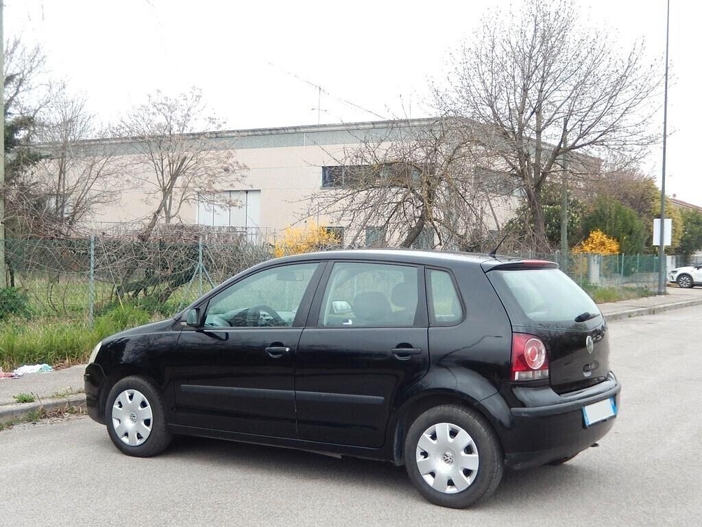 VOLKSWAGEN POLO IV 1.2 benzina - NON TRATTABILE!