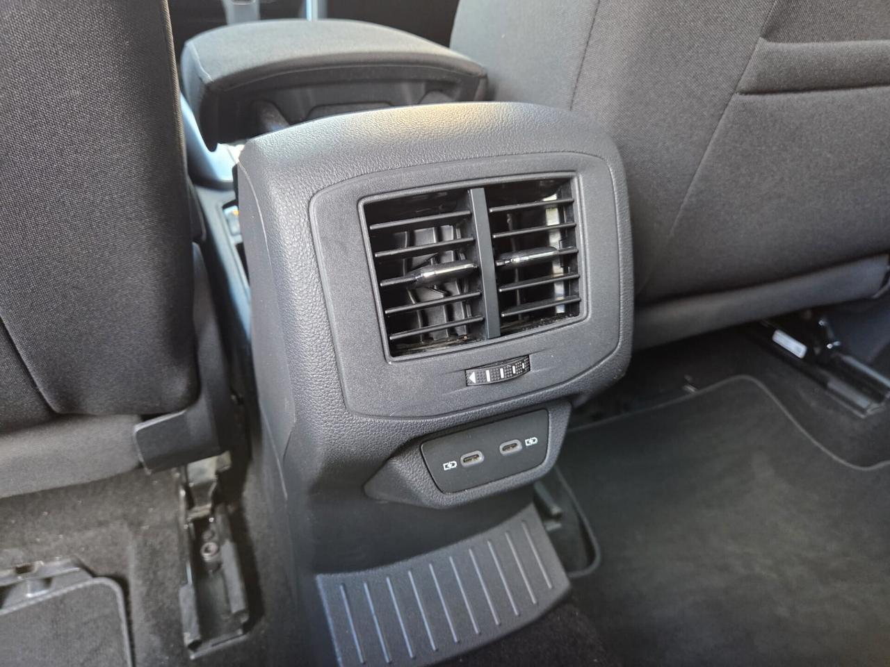 VOLKSWAGEN T-ROC 2.0 TDI 116 cv LIFE