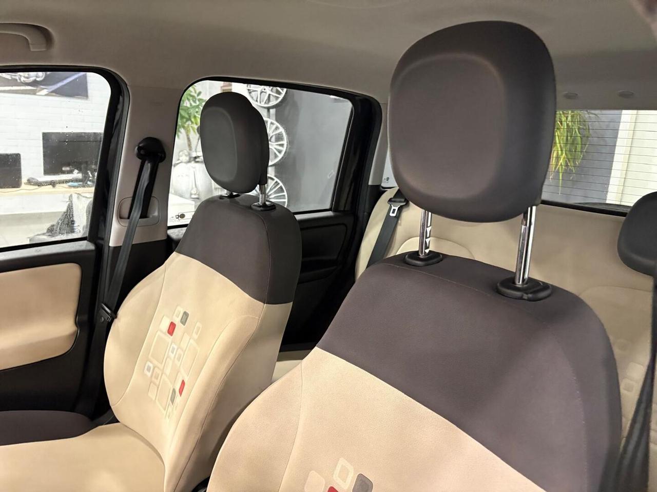 Fiat Panda 1.2 Young 69cv