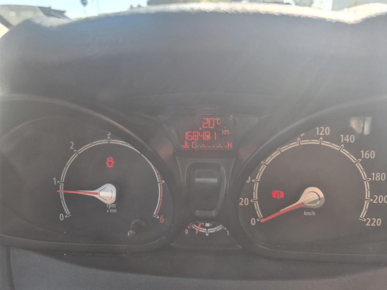 Ford Fiesta Ikon 1.4 TDCi 70CV 5 porte