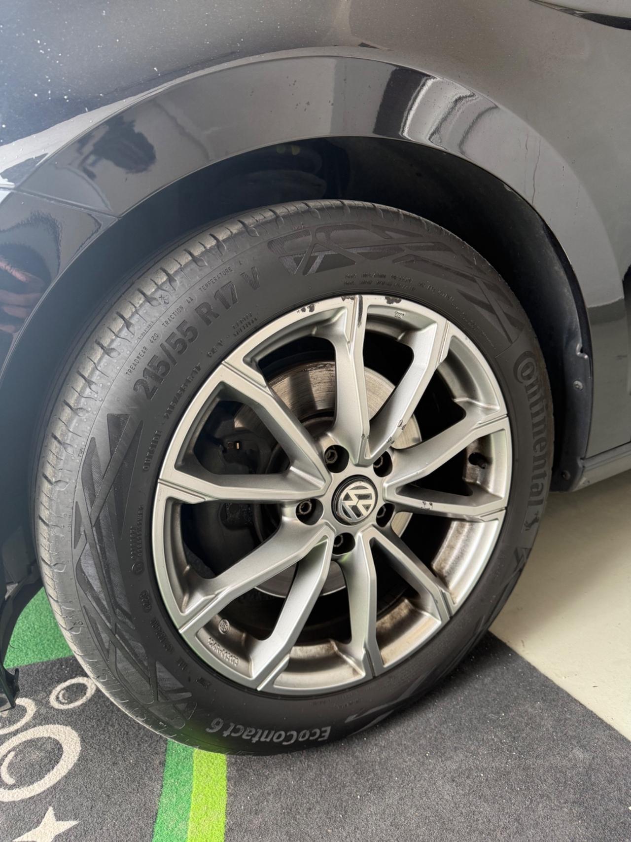 Volkswagen Touran 2.0 TDI 150 CV SCR DSG Comfortline BlueMotion Tech.