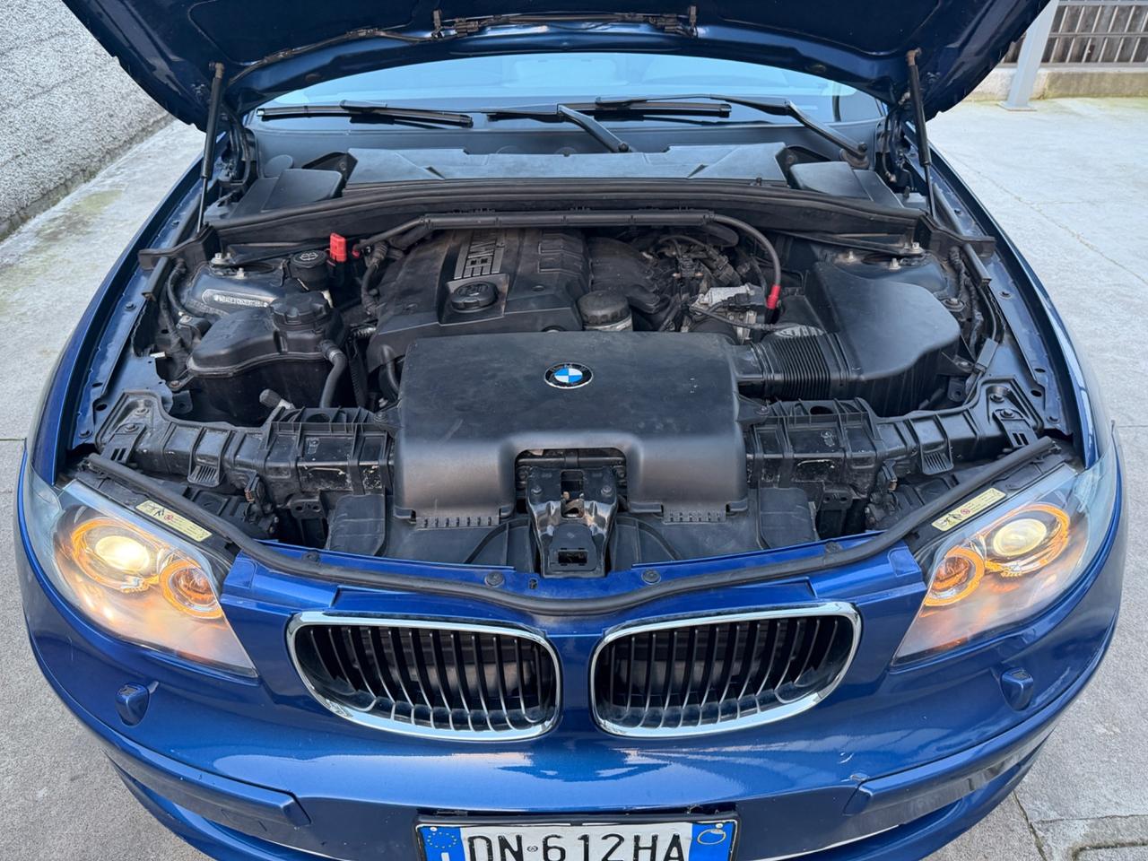 BMW 116i BENZINA EURO4 ANGEL EYES GANCIO TRAINO