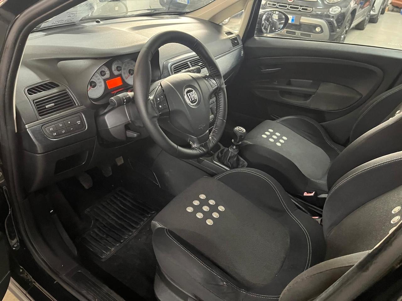 Fiat Grande Punto 1.4 Starjet 16V 5 porte Sport