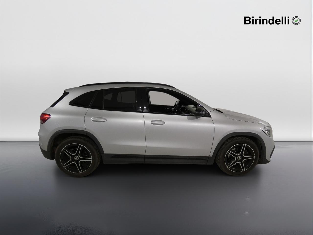 Mercedes-Benz GLA (H247) - GLA 200 d Automatic Premium