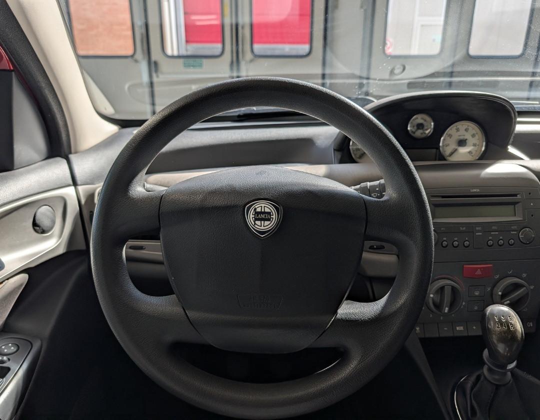 LANCIA Ypsilon - 1.2 Argento