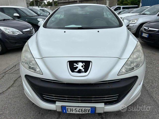 PEUGEOT 308 1.6 e-HDi 112CV Stop&Start CC Allure