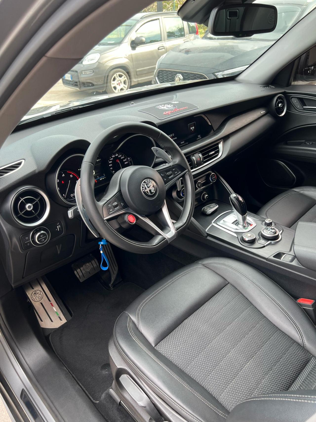 Alfa Romeo Stelvio ALFA ROMEO STELVIO 2.2 Turbodiesel 180 CV
