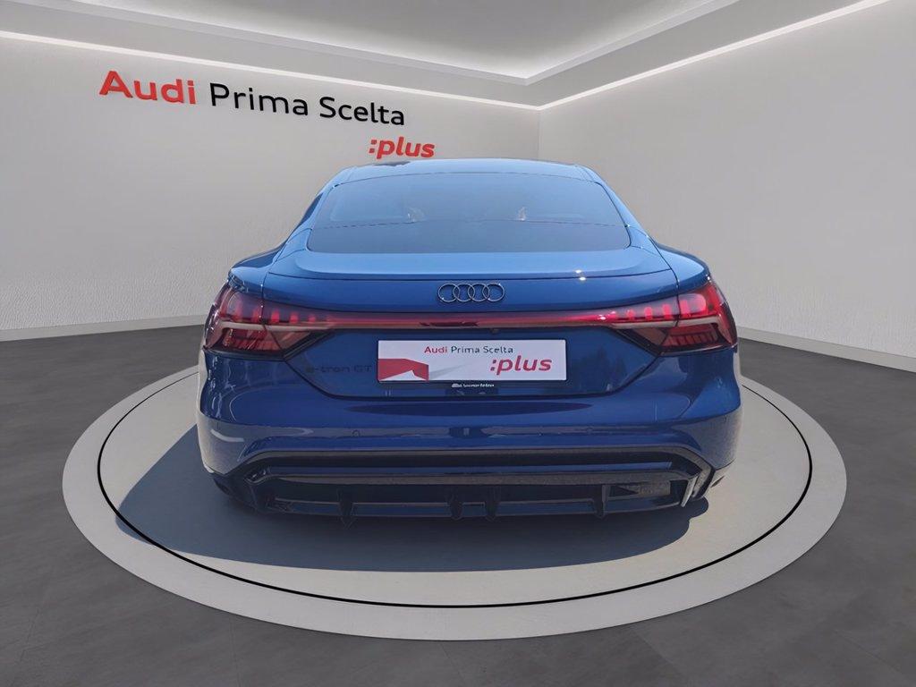AUDI E-tron gt quattro del 2026