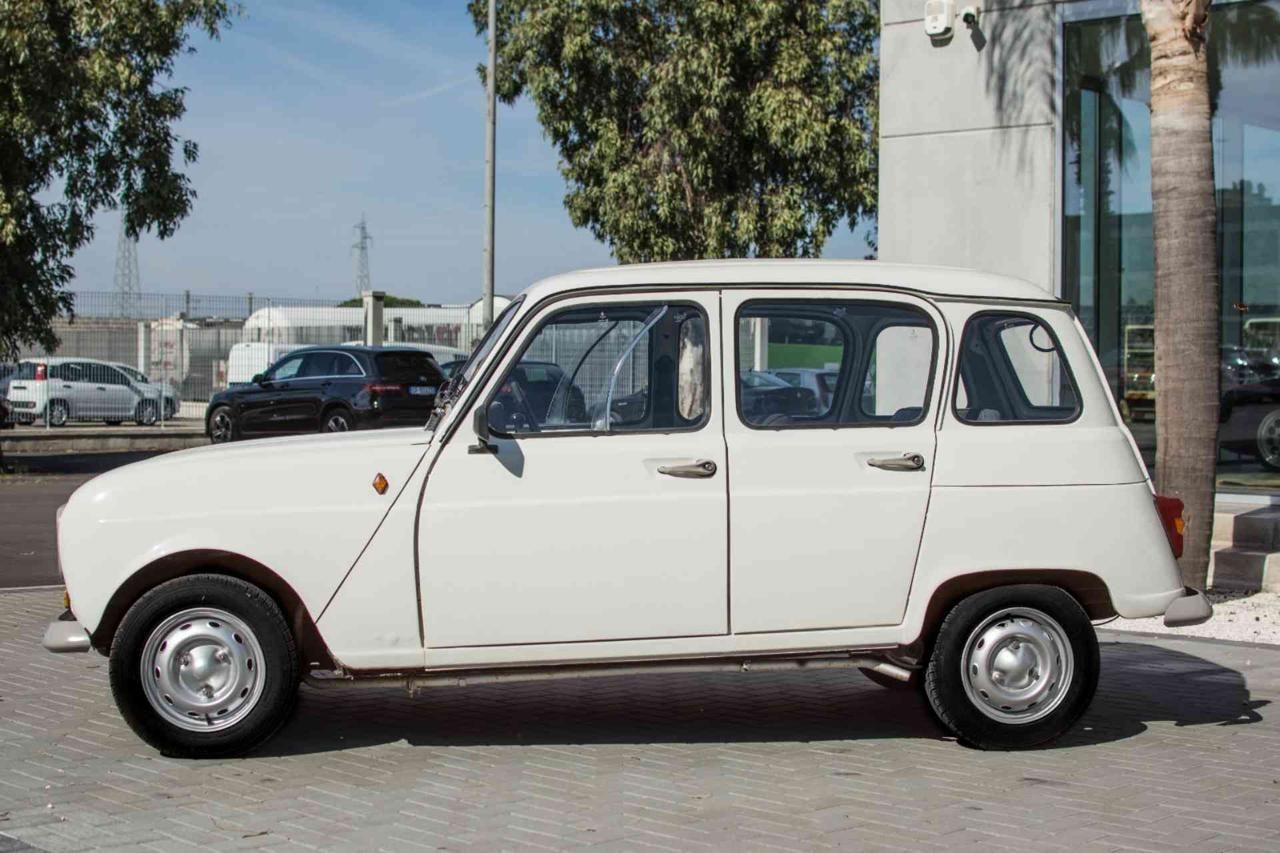 Renault R 4 RENAULT 4
