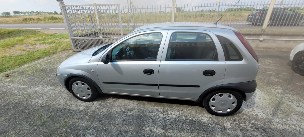 Opel Corsa 1.0i 12V cat 5 porte Edition