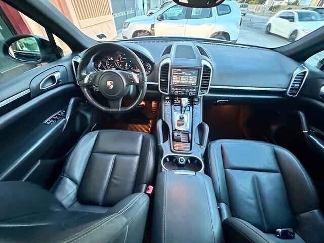 Porsche Cayenne 3.0 Diesel IVA ESPOSTA service Porsche Uni pro.