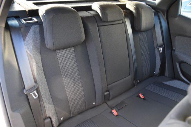 PEUGEOT 3008 BlueHDi 130 S&S Allure Pack
