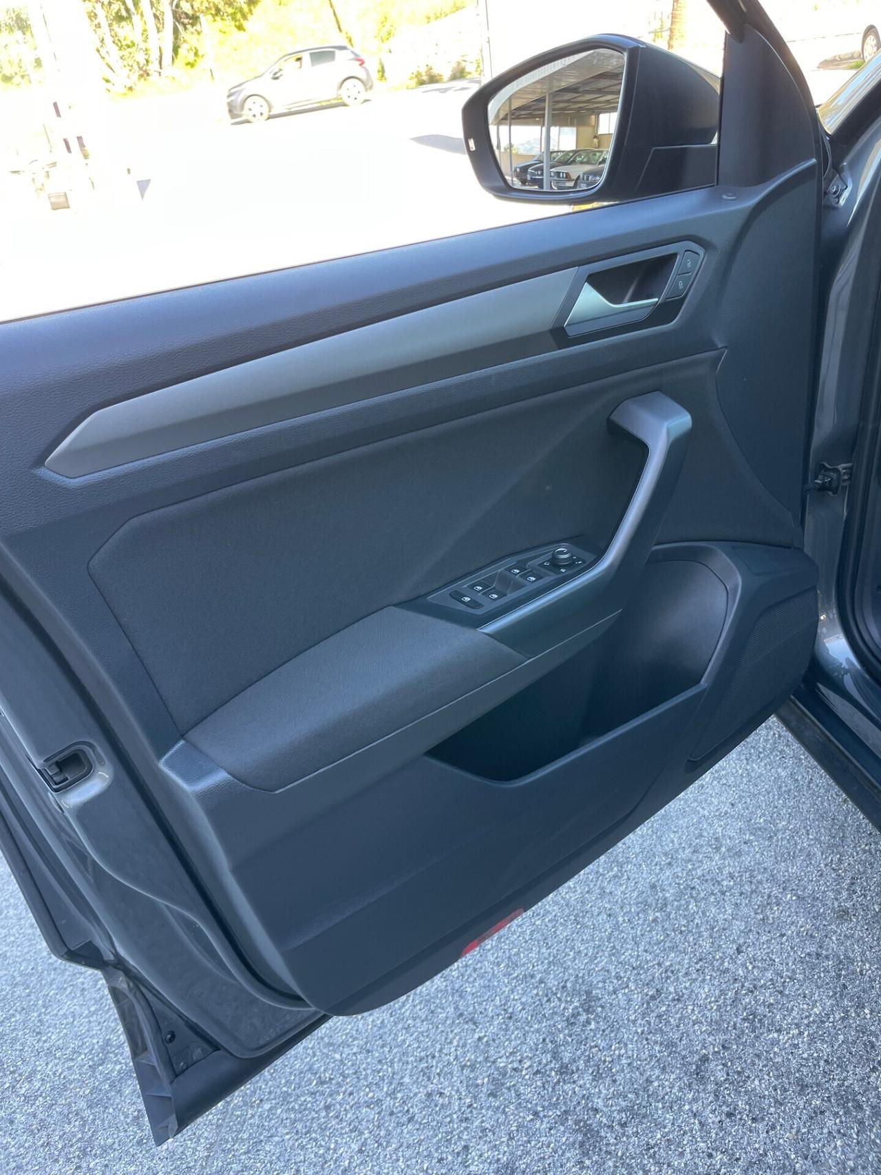 Volkswagen T-Roc 2.0 TDI SCR 150 CV DSG Business