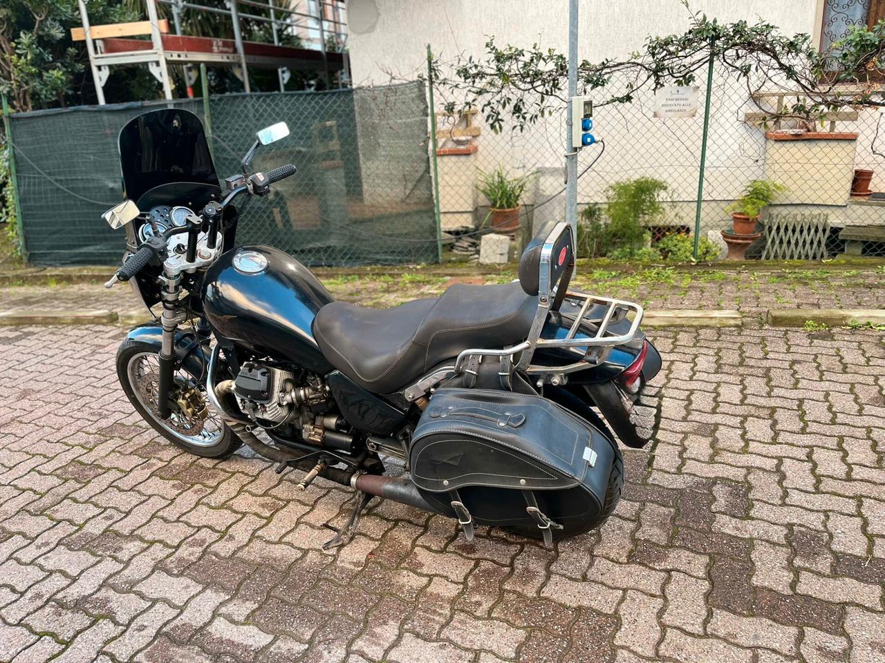 Moto Guzzi Nevada 750