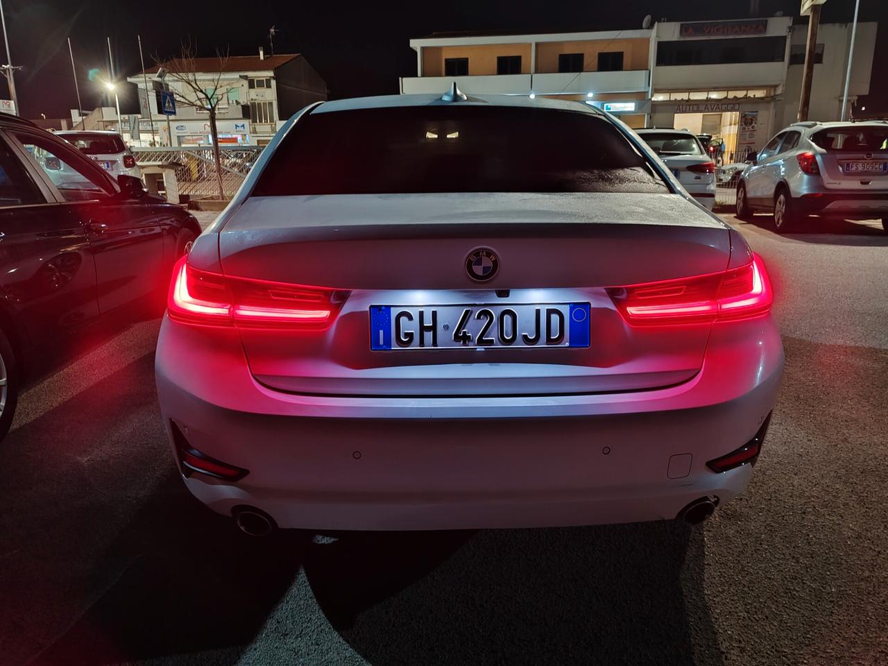 Bmw 320d xDrive 48v Business Advantage Aut.