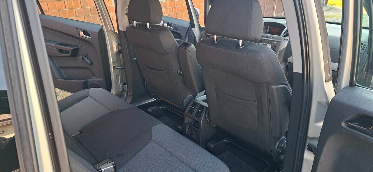 Opel Zafira 1.6 16V ecoM 94CV Enjoy 7 POSTI