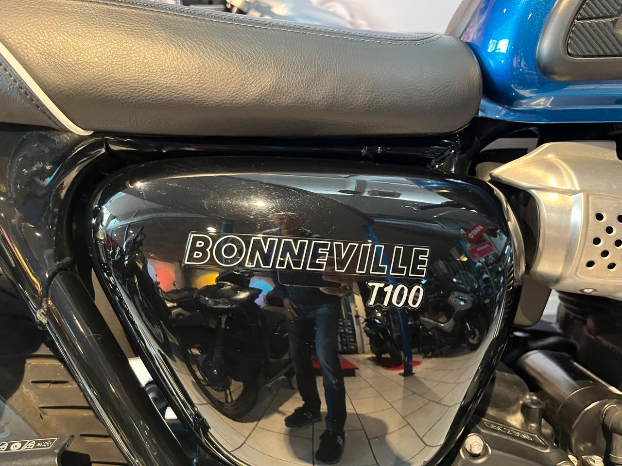 Triumph Bonneville T100