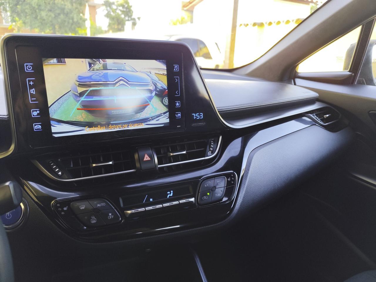 Toyota C-HR 1.8 Hybrid E-CVT Business