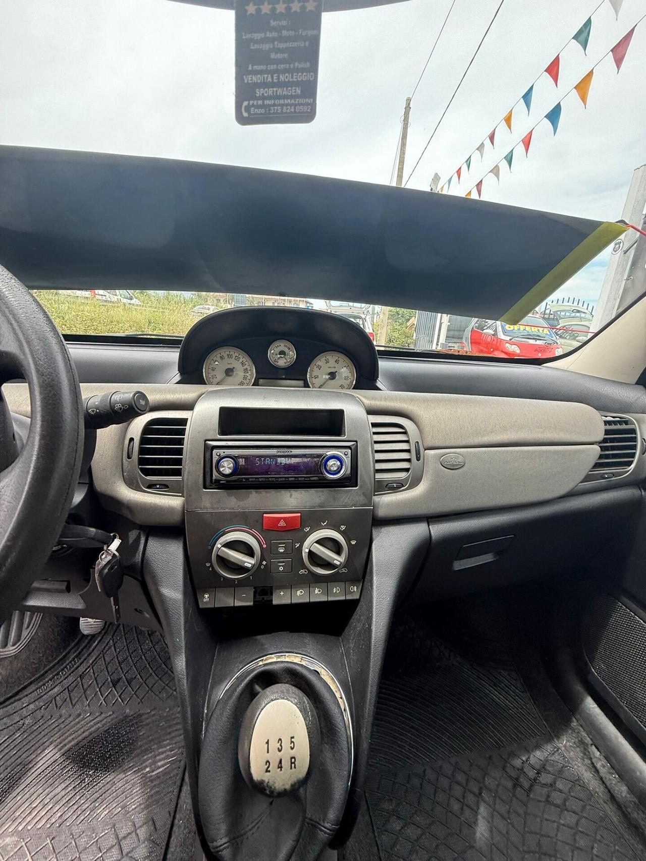 Lancia Ypsilon 1.3 Multijet 16V Platino