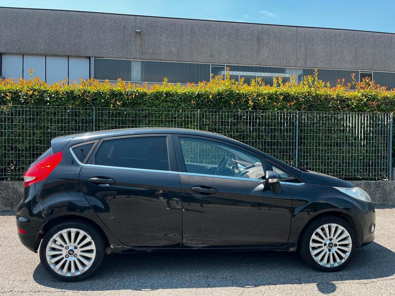 Ford Fiesta 1.2 82 CV 5 porte Titanium