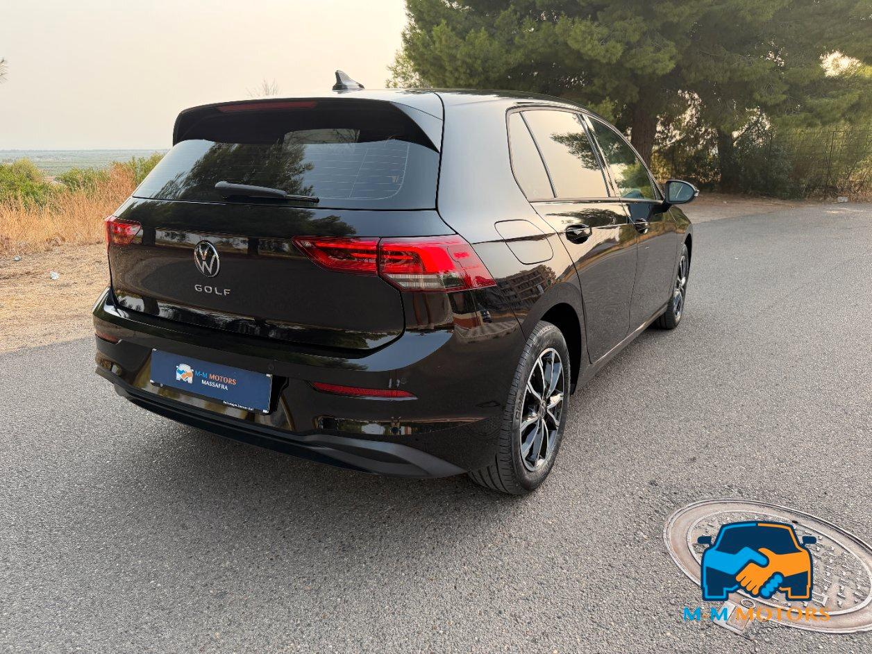 Volkswagen Golf 1.5 tgi Style 130cv