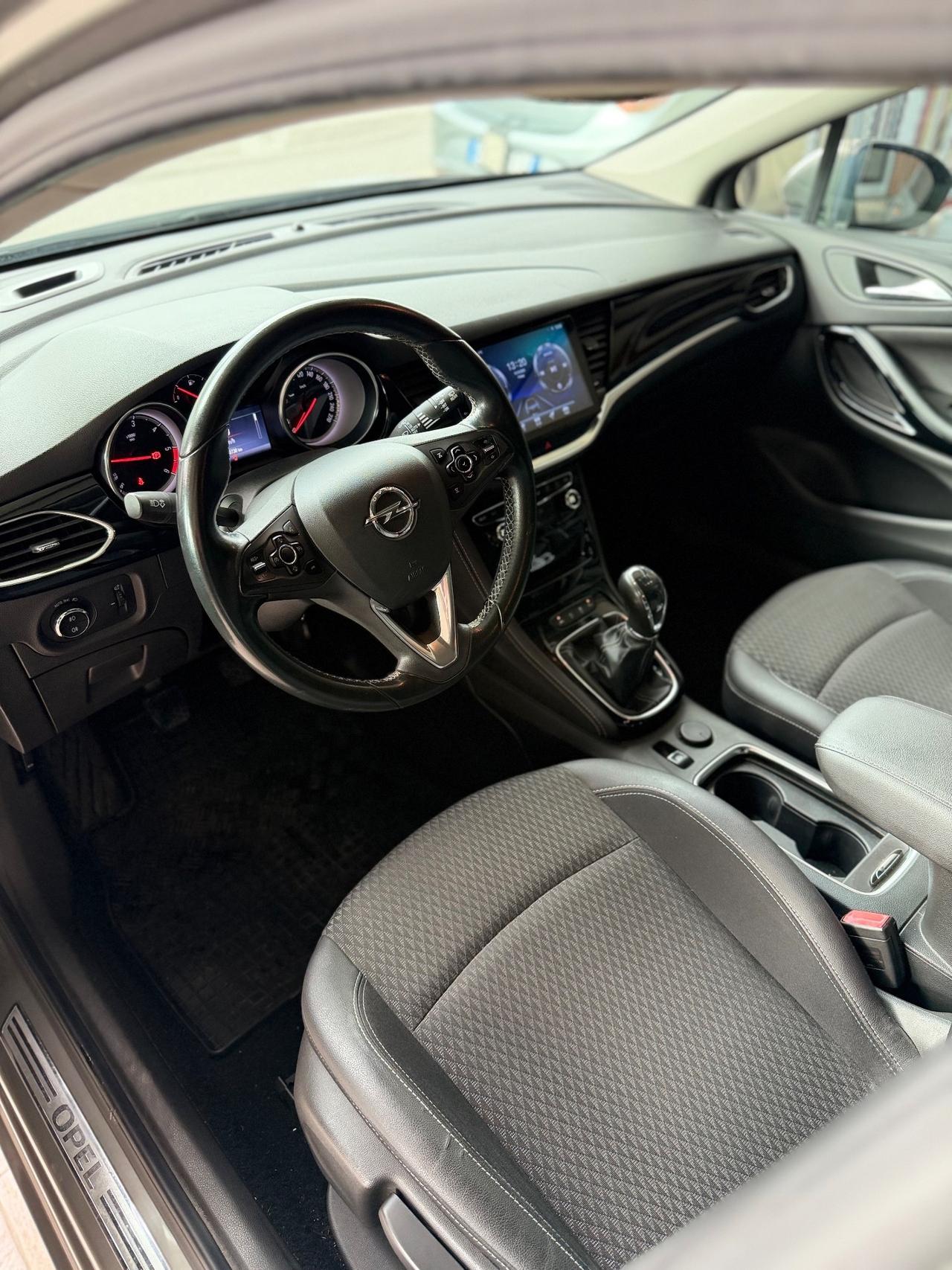 Opel Astra 1.6 CDTi 110CV Start&Stop 5 porte Innovation