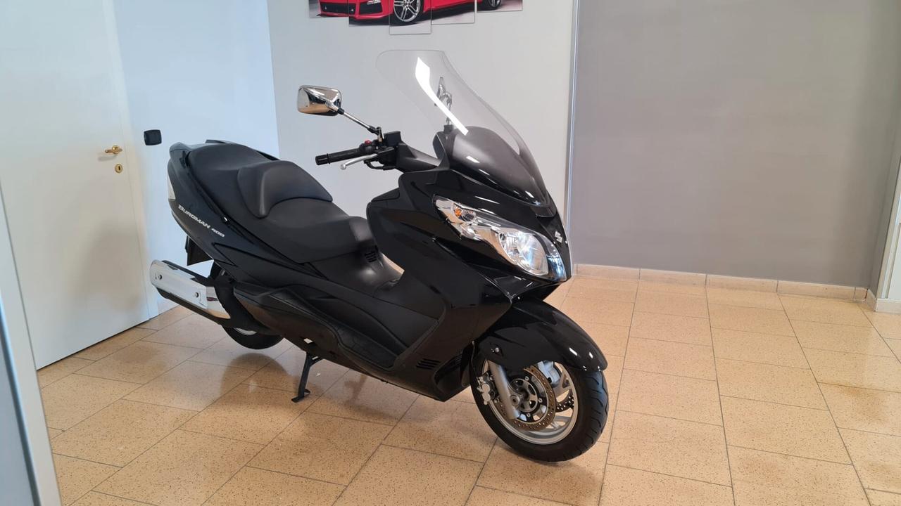 SUZUKI BURGMAN 400