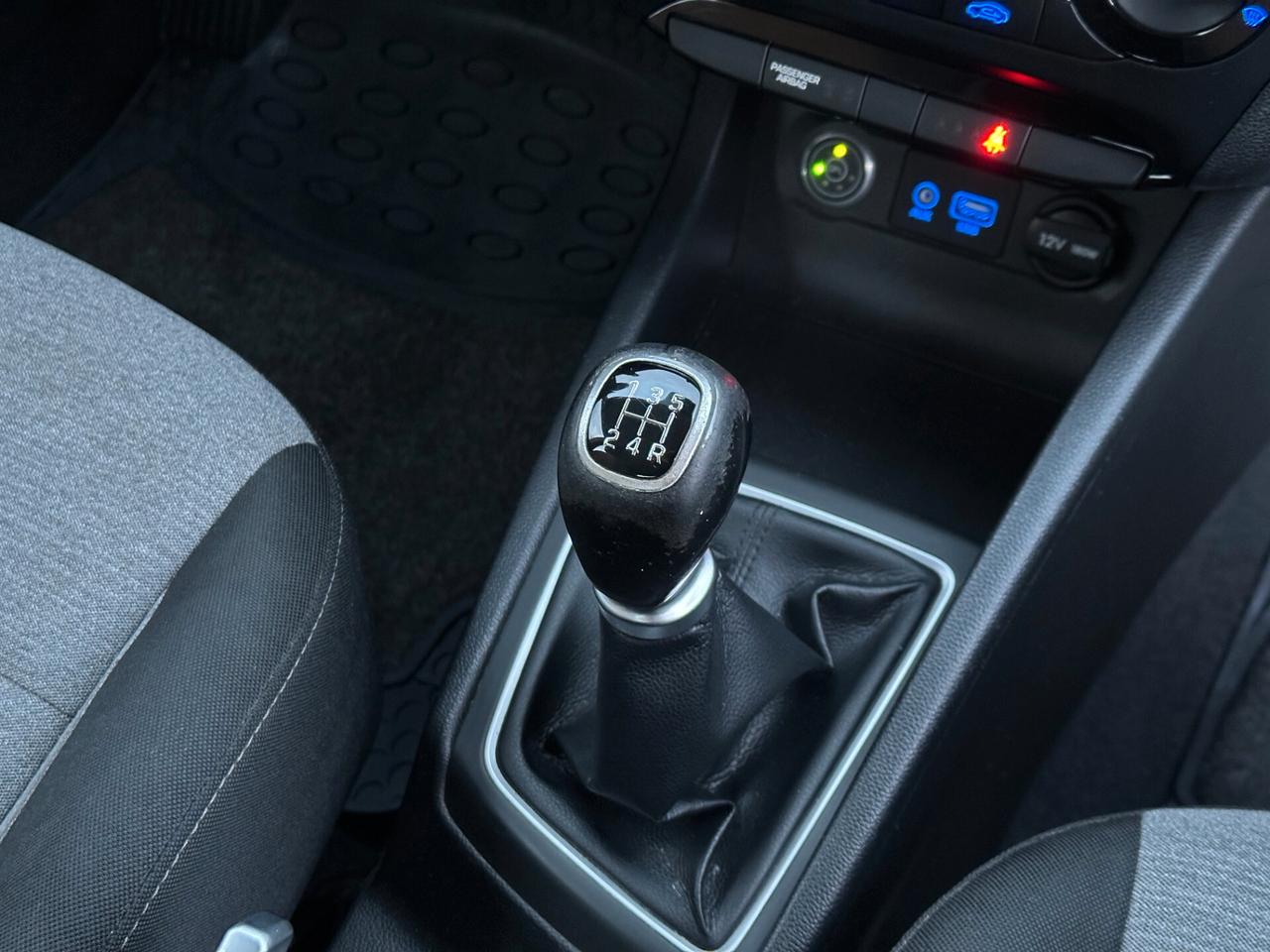 HYUNDAI i20 1.2 84 CV 5 porte Econext Login